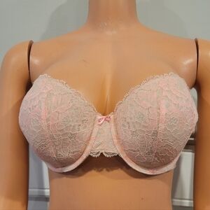 Victoria's Secret NWT Lined Strapless bra.